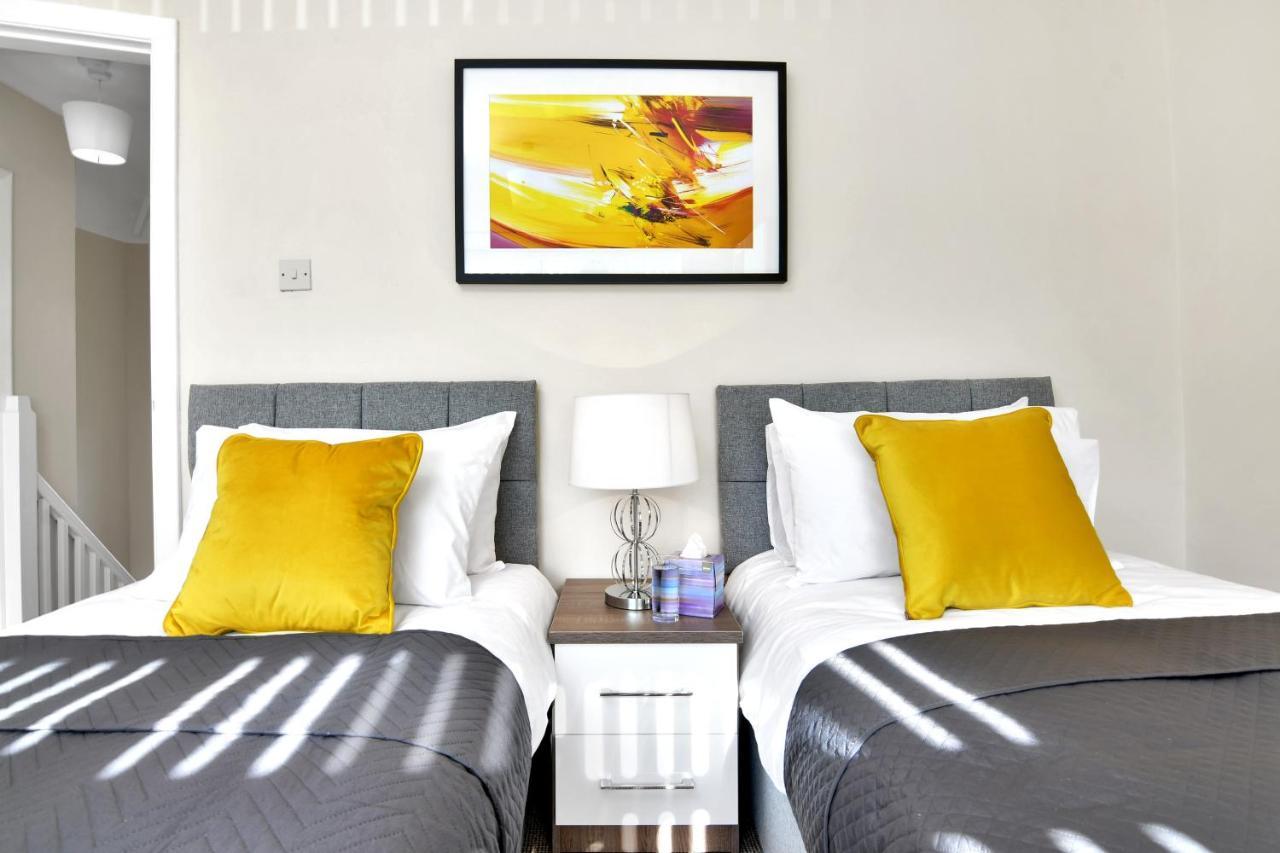 Xclusive Living Stay Near Airport & Nec, The Whitecroft Sheldon  Eksteriør billede