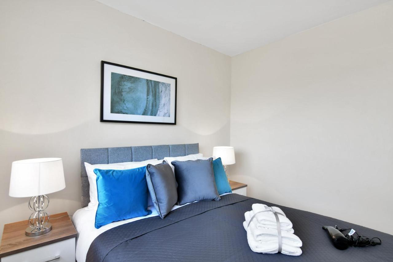 Xclusive Living Stay Near Airport & Nec, The Whitecroft Sheldon  Eksteriør billede