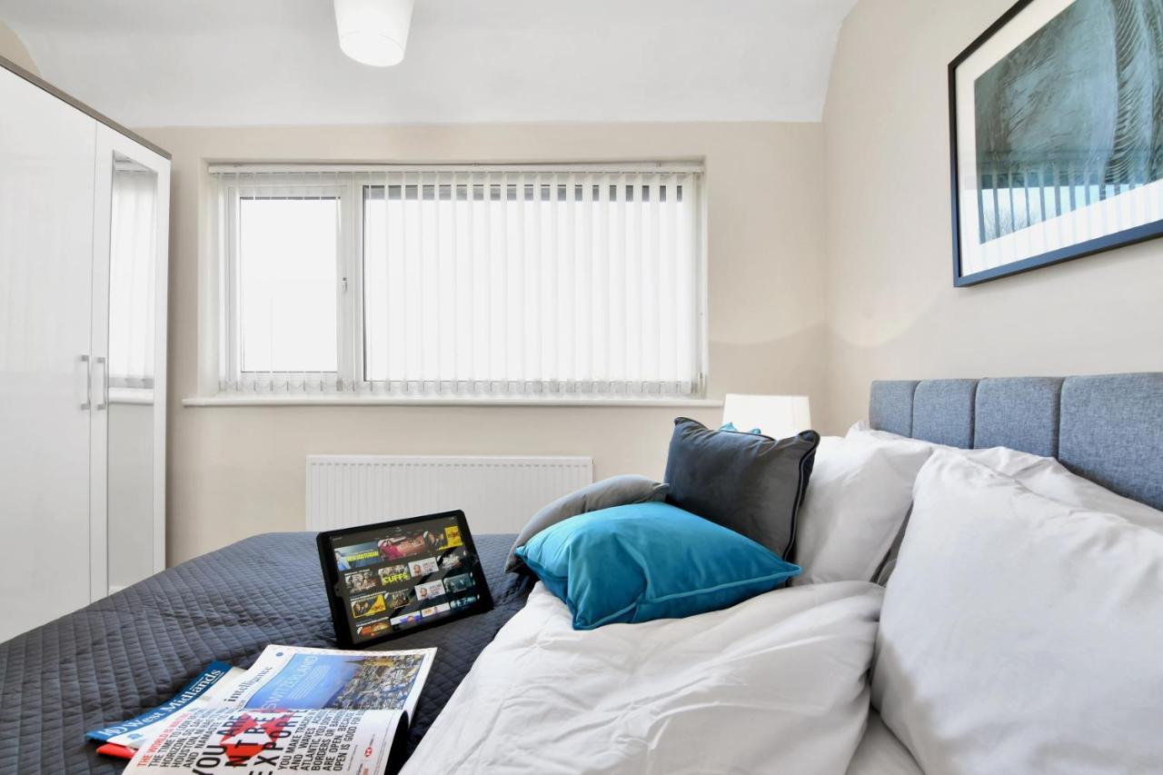 Xclusive Living Stay Near Airport & Nec, The Whitecroft Sheldon  Eksteriør billede