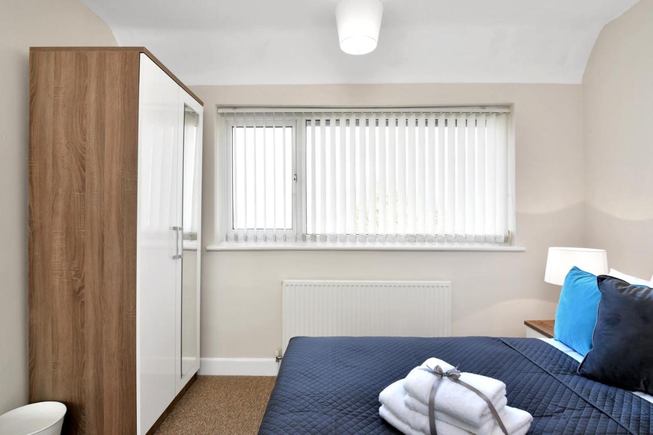 Xclusive Living Stay Near Airport & Nec, The Whitecroft Sheldon  Eksteriør billede