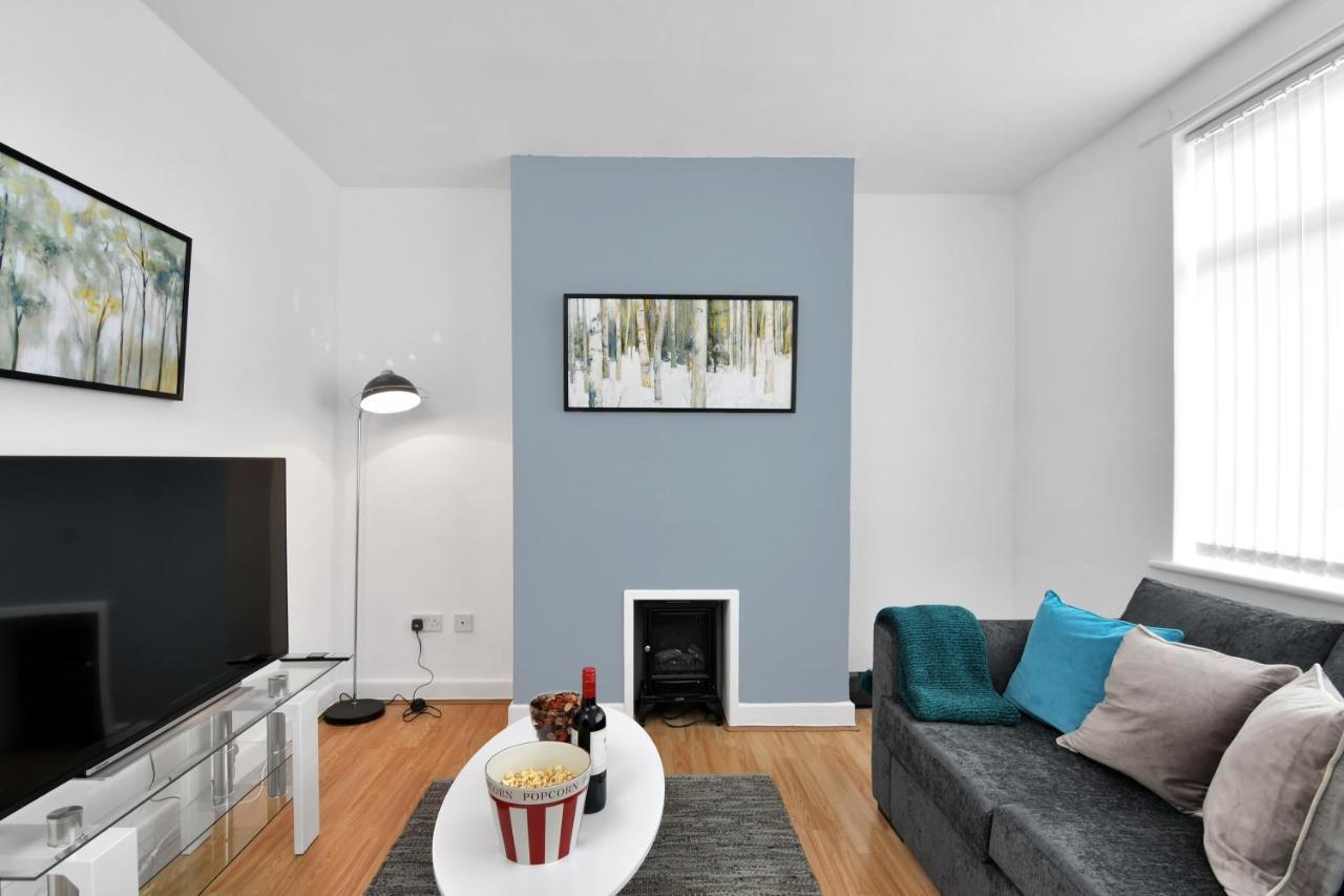 Xclusive Living Stay Near Airport & Nec, The Whitecroft Sheldon  Eksteriør billede