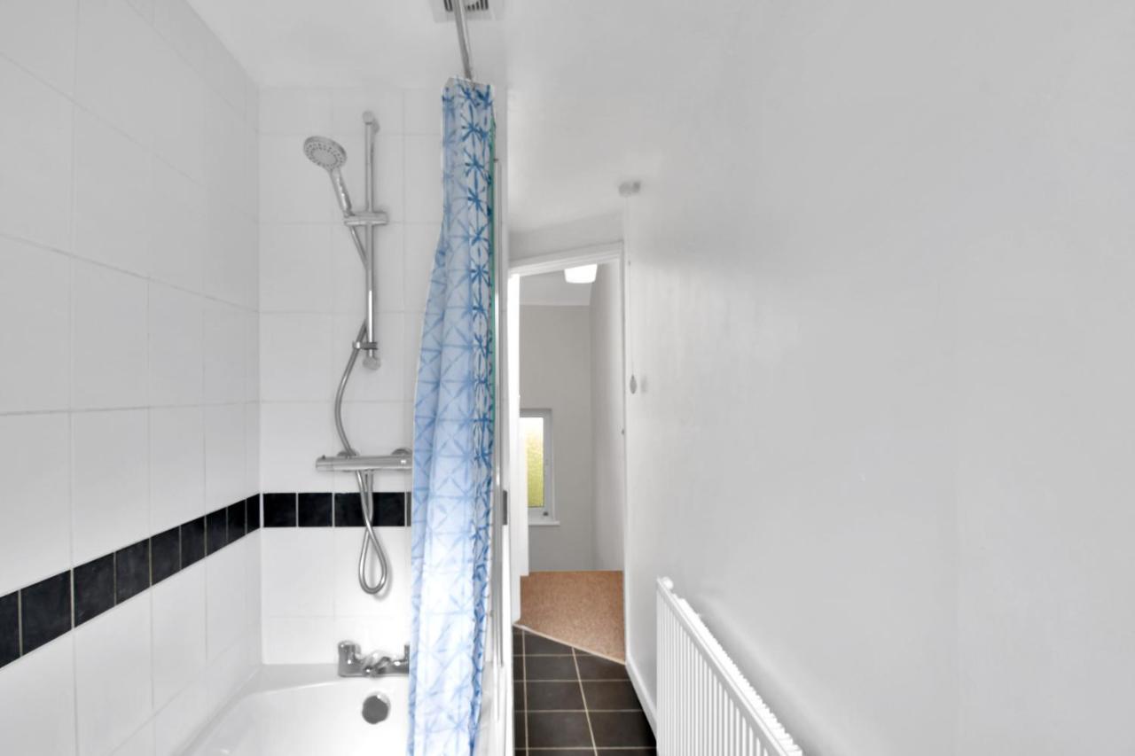 Xclusive Living Stay Near Airport & Nec, The Whitecroft Sheldon  Eksteriør billede